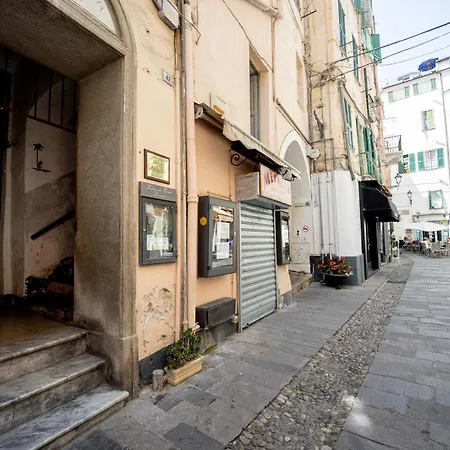Corradi Lovely & Central Flat Διαμέρισμα *